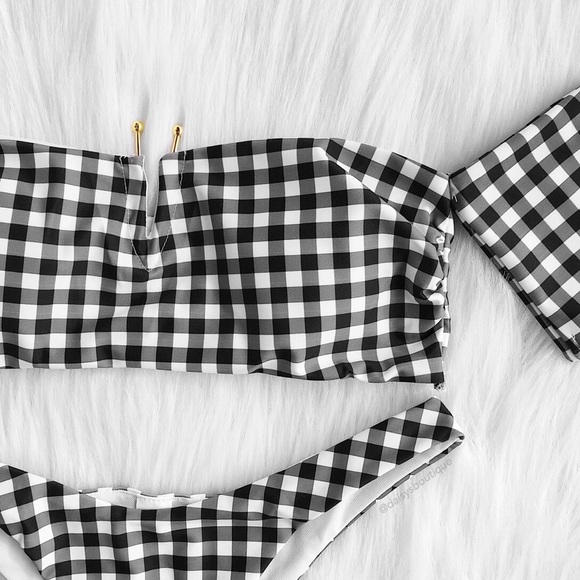 ❤️CLEARANCE❤️ gingham off the shoulder bikini set - Picture 2 of 5